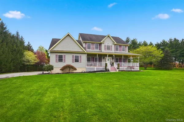 15 Ferrante DR, Montgomery, NY 12549