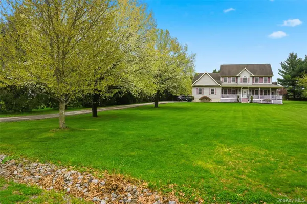 15 Ferrante DR, Montgomery, NY 12549