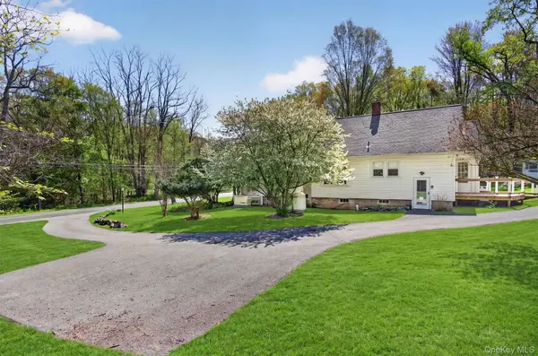 721 Goshen TPKE, Circleville, NY 10919