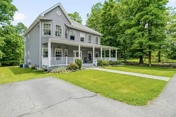 24 Mud Mills RD, Middletown, NY 10940