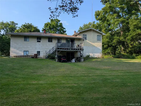 23 Pike CT, Monroe, NY 10950