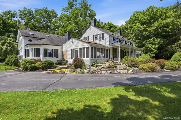 232 Tally Ho RD, Middletown, NY 10940