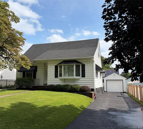12 Randall TER, Middletown, NY 10940