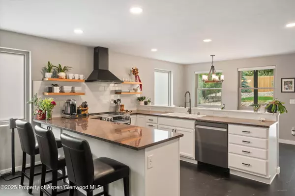 4201 Sky Ranch Drive, Glenwood Springs, CO 81601