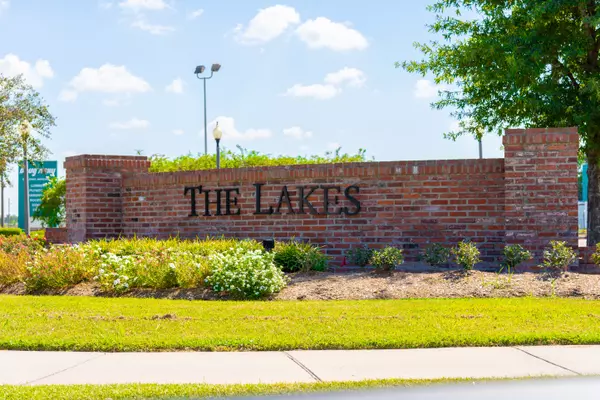 126 Greenwood Pl, Breaux Bridge, LA 70517-3239