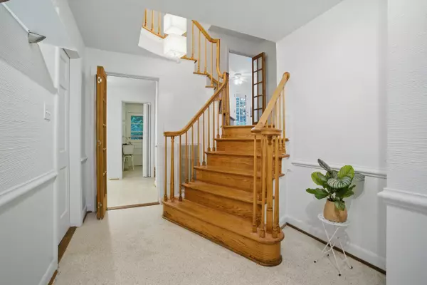 Virginia Beach, VA 23452-2617,3821 Shadow Ln