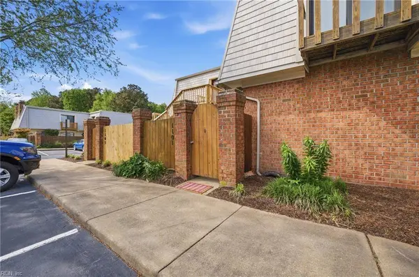 1101 Lands End WAY #25, Virginia Beach, VA 23451