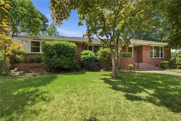 7521 Shirland AVE, Norfolk, VA 23505