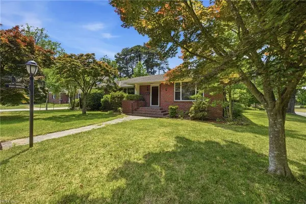 7521 Shirland AVE, Norfolk, VA 23505