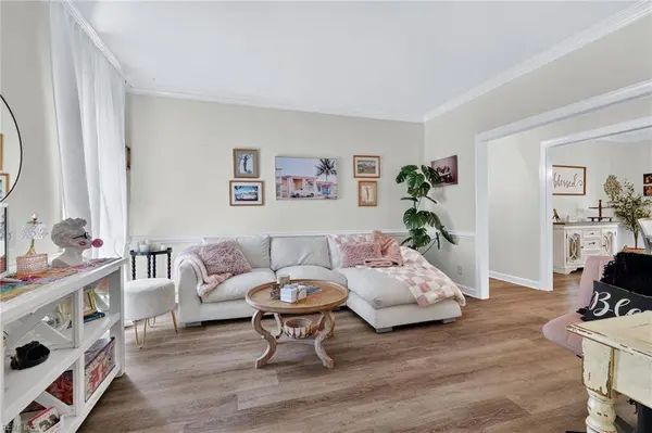 4040 Bridgehampton LN, Virginia Beach, VA 23455