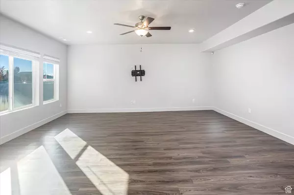 1159 S 4350 W, West Point, UT 84015