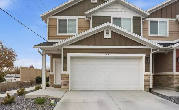 303 N CANTERBURY WAY W, Clearfield, UT 84015