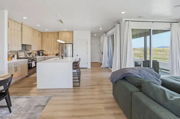 6962 W TERRAINE RD S #137, West Jordan, UT 84081