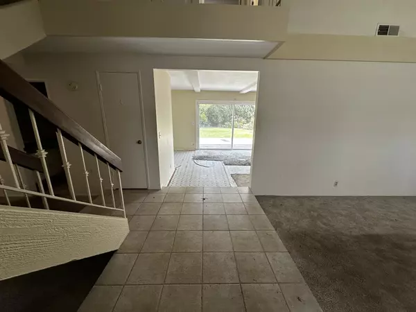 Costa Mesa, CA 92626-2113,1070 Tulare Dr