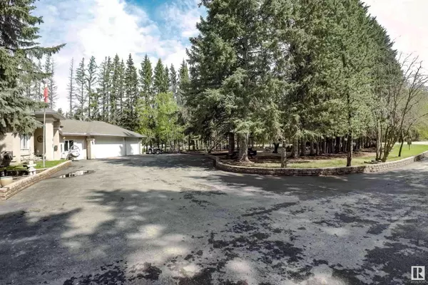 54220 RGE RD 250, Rural Sturgeon County, AB T8T 0B4