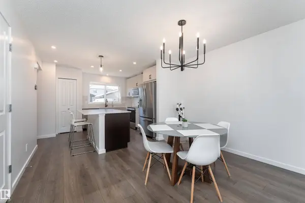 12015 35 AV SW SW, Edmonton, AB T6W 5E9