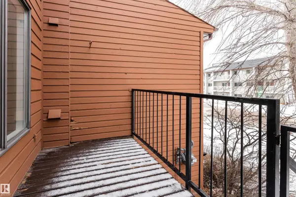 3419 48 ST NW, Edmonton, AB T6L 3R2