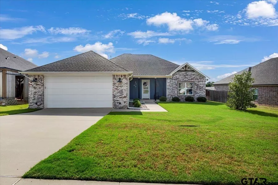 1519 Nate Cir, Bullard, TX 75757