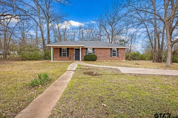 804 S Athena St, Troup, TX 75789