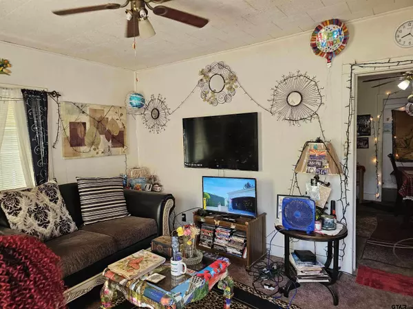 600 N Moore Ave, Tyler, TX 75702