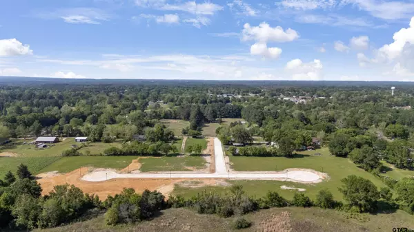 109 W Teal Drive, Troup, TX 75789