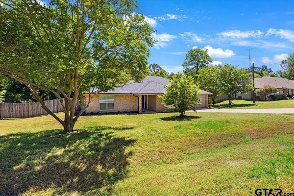17599 Autumn Trail, Whitehouse, TX 75791