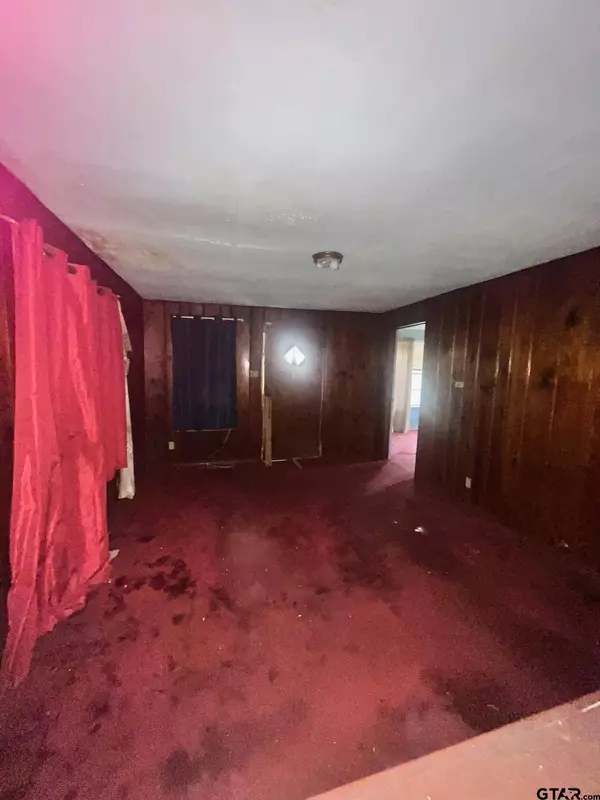 913 Crosby St, Tyler, TX 75701