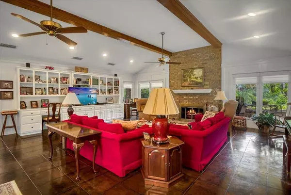 15246 Seven League Road, Tyler, TX 75703