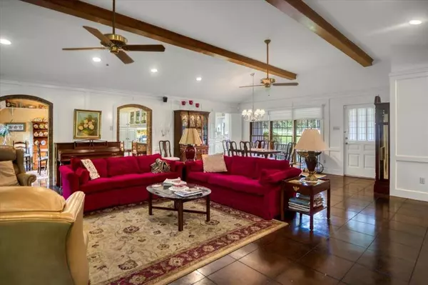 15246 Seven League Road, Tyler, TX 75703