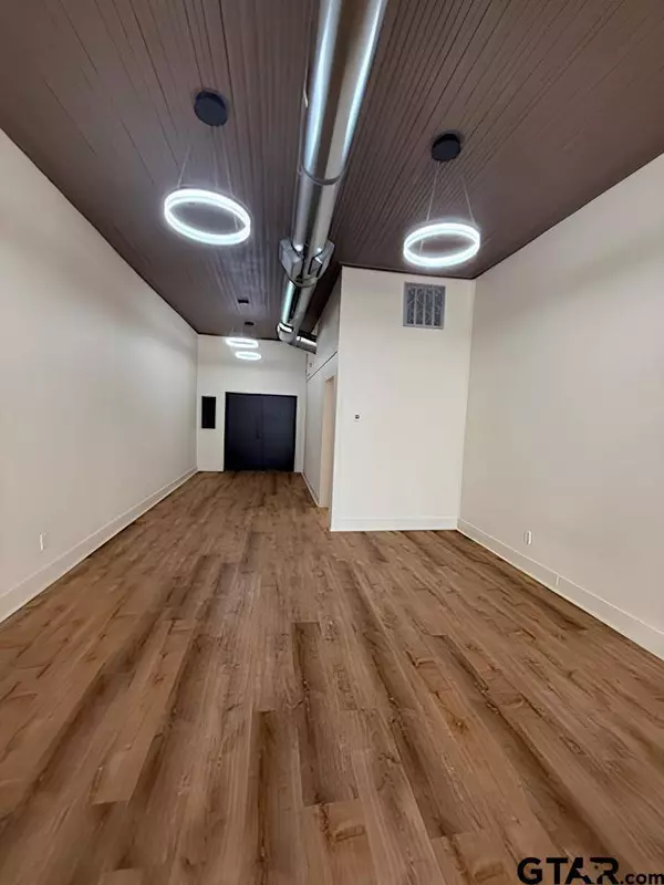 111 W Duval Street, Troup, TX 75789