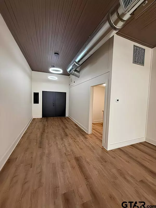 111 W Duval Street, Troup, TX 75789