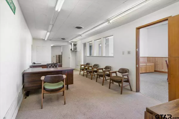 102 S Main Street, Rusk, TX 75785