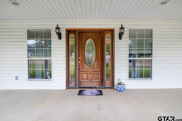 708 E Paschal Street, Troup, TX 75789