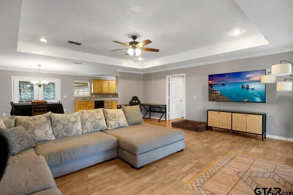 708 E Paschal Street, Troup, TX 75789