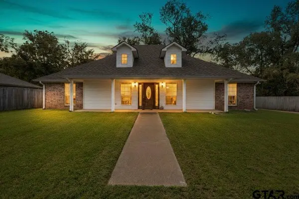 708 E Paschal Street, Troup, TX 75789