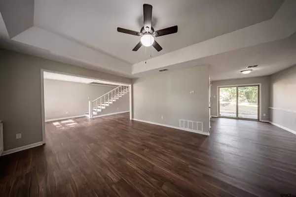 411 Lakeview Street, Whitehouse, TX 75791