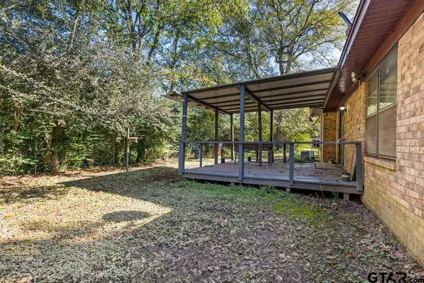 203 Parker Street, Arp, TX 75750