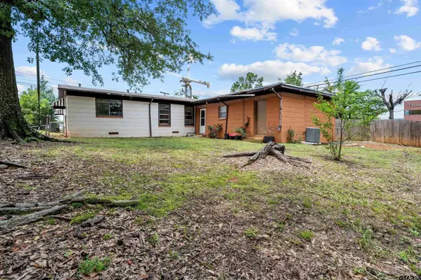 1118 S Fleishel Avenue, Tyler, TX 75701