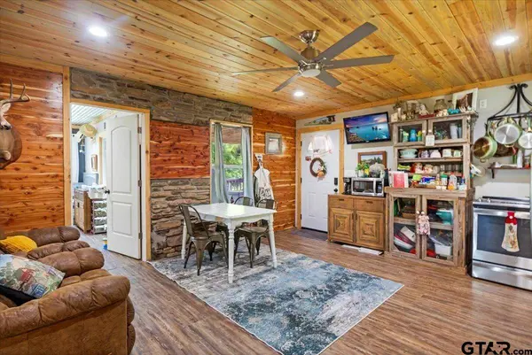 9367 County Road 2301, Arp, TX 75750