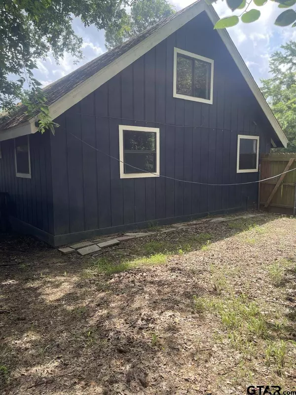 7266 Holley Hill Drive, Frankston, TX 75763