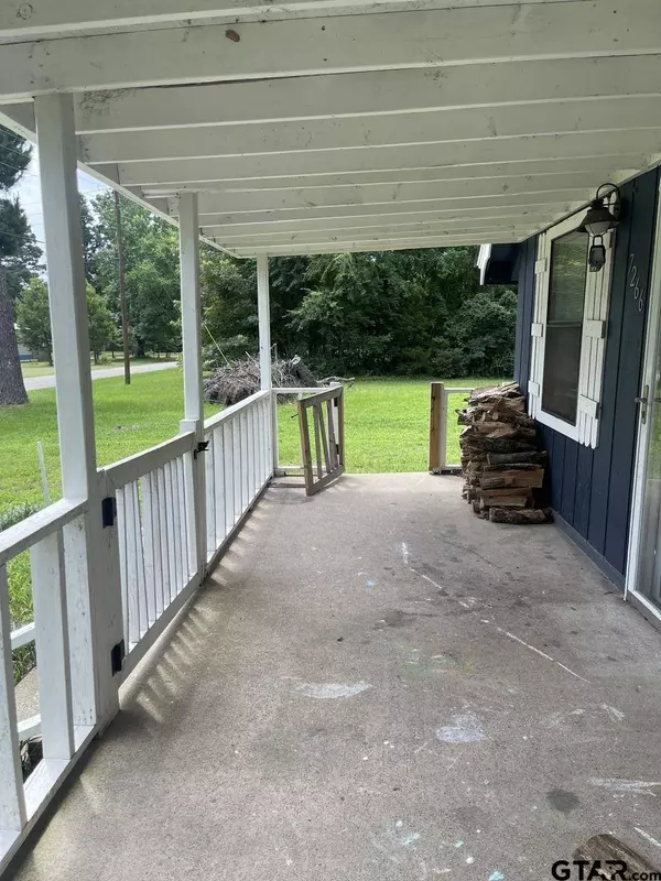 7266 Holley Hill Drive, Frankston, TX 75763