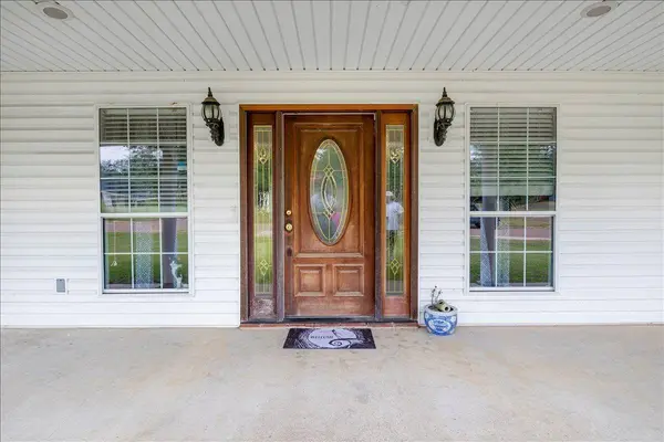 708 E Paschal Street, Troup, TX 75789