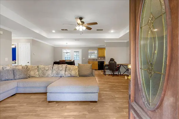 708 E Paschal Street, Troup, TX 75789