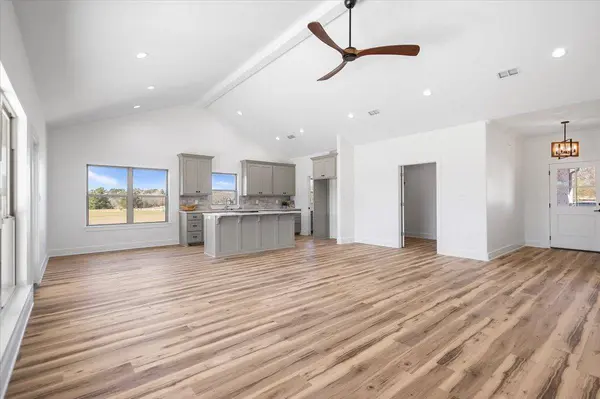 204 E Teal Drive, Troup, TX 75789