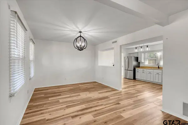 10803 County Road 214, Tyler, TX 75707