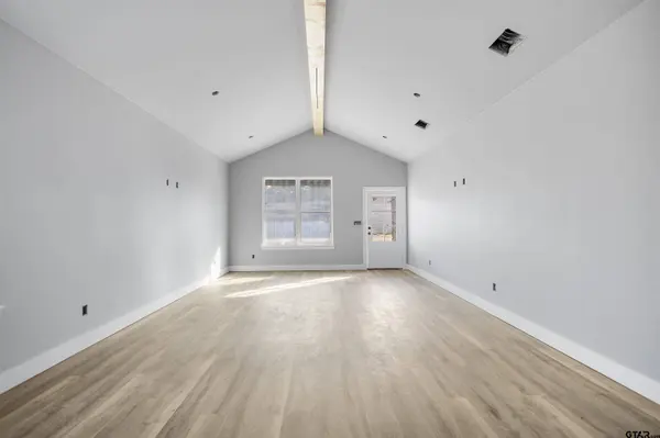 248 Crepe Myrtle Drive, Bullard, TX 75757