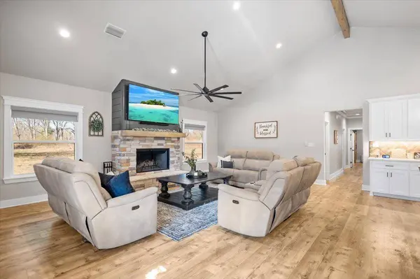 23193 County Road 2169, Troup, TX 75789