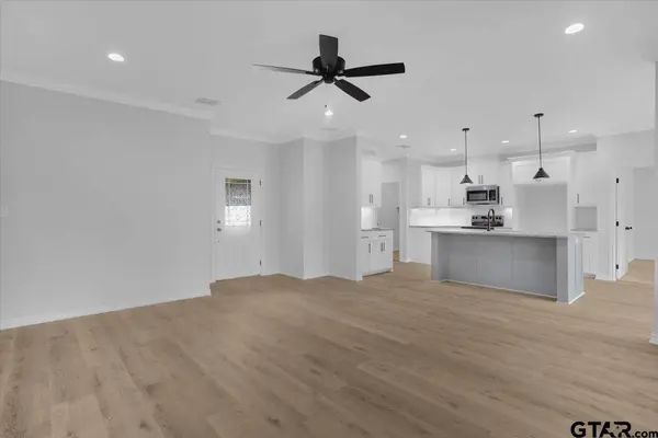 2001 County Road 2138, Troup, TX 75789