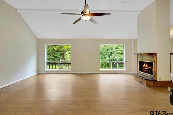 21430 County Road 2182, Whitehouse, TX 75791