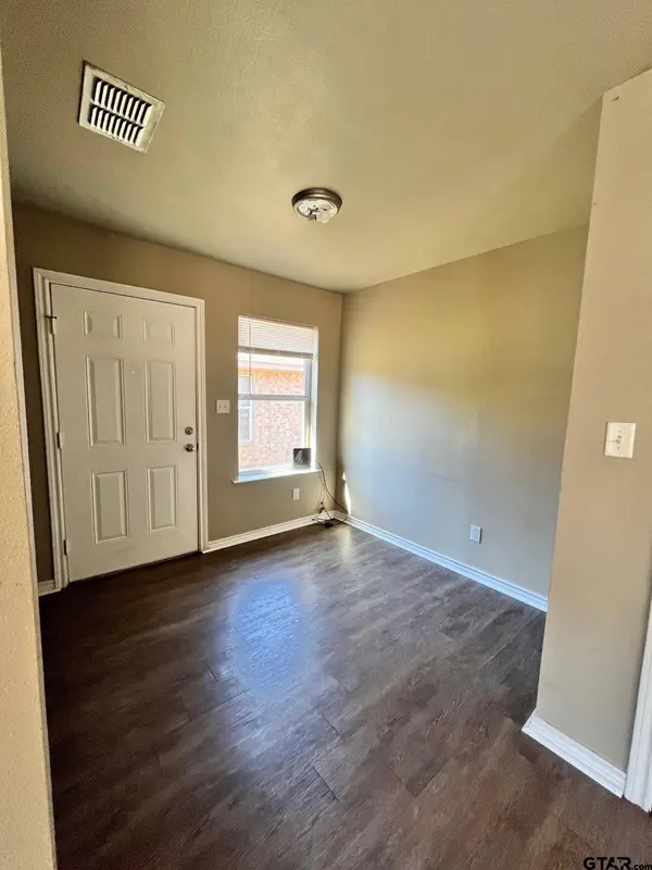 105 Beulah St Unit A, Troup, TX 75789